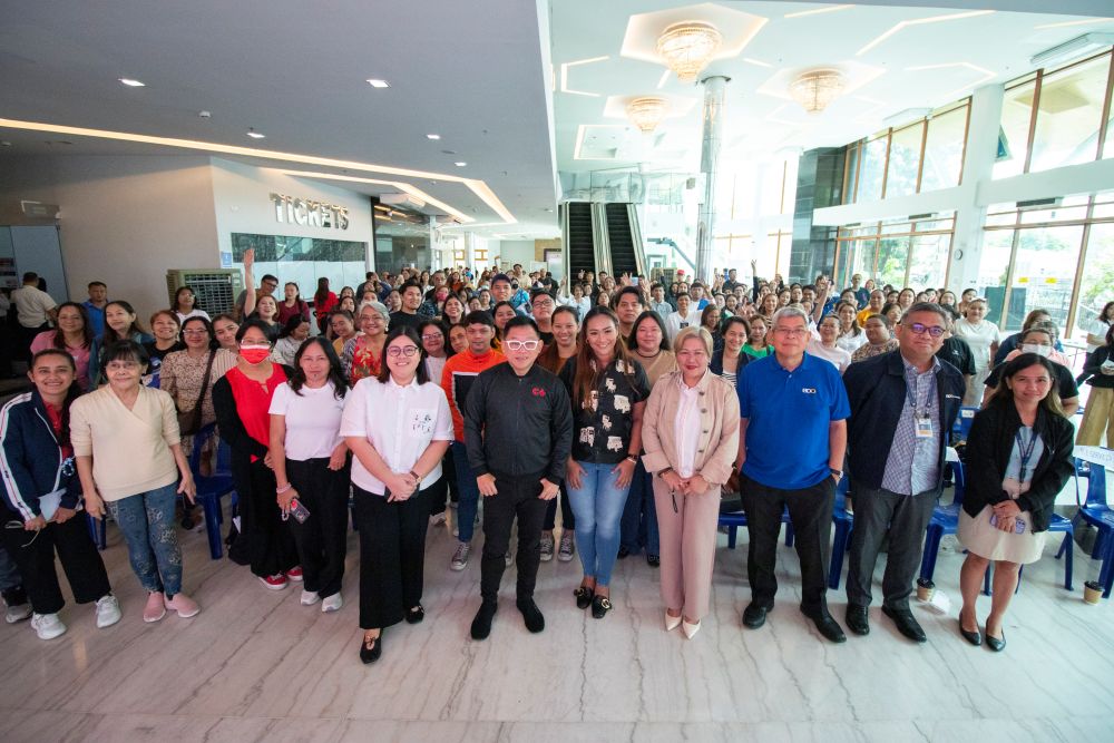 Over 200 small biz owners learn from Chinkee Tan