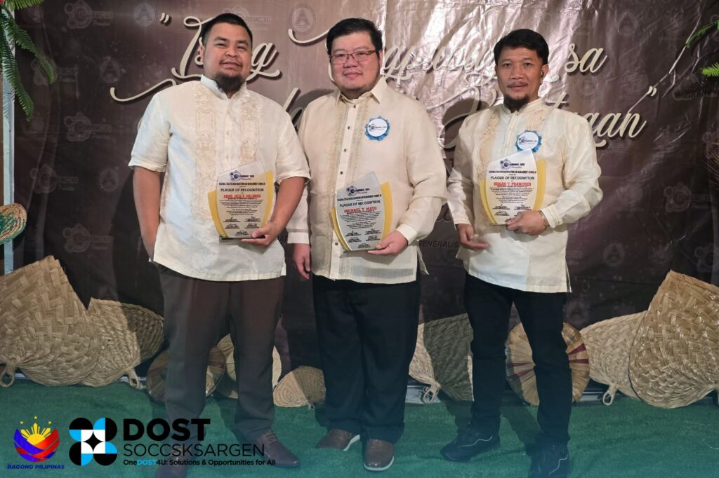DOST XII RD Malawan and DRRM Focal Gain Awards during SOCCSKSARGEN DRRM Recognition Ceremony