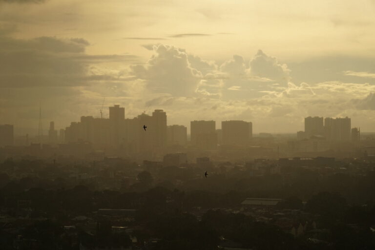 Toxic lead still persists in Metro Manila air amid fuel crisis and despite interventions
